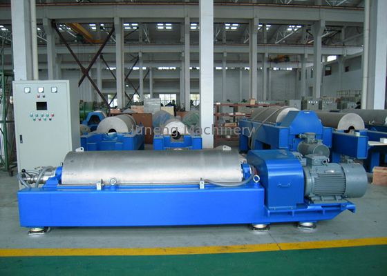 comprare Separatore di acqua orizzontale del fango oleoso della centrifuga del decantatore di capacità grande online manufacture
