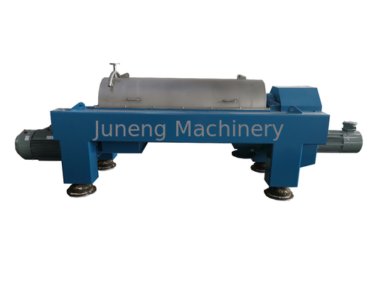 comprare Acciaio inossidabile della centrifuga di scarico del decantatore del rotolo con spruzzo 3200r/Min bifase online manufacture