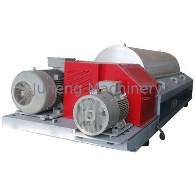 comprare High Capacity 501-1000l/h 3200 RPM Easy To Operate Stainless Steel Decanter Centrifuge for Aging Oil Treatment online manufacture