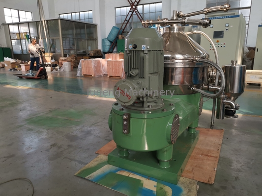 comprare Separatori di olio industriali della centrifuga del disco per l'operazione stabile chimica online manufacture