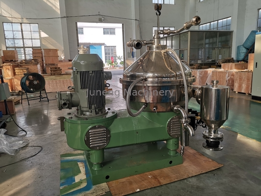 comprare Separatori di olio industriali automatici con lo SpA 1000-10000L/H azionato controllo online manufacture