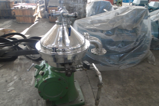 comprare Nuova scrematrice per latte e siero di latte che scremano 1000-10000L/h online manufacture